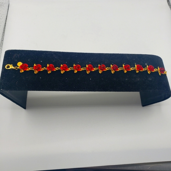 Vintage Danbury Mint " A Dozen Roses" Bracelet - Picture 2 of 6